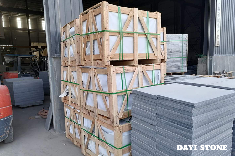 Dark Grey Granite Paving G654 Top flamed others sawn 91.4x15.2x7.5cm - Dayi Stone Dark Grey Granite Paving G654 Top flamed others sawn 91.4x15.2x7.5cm - Dayi Stone